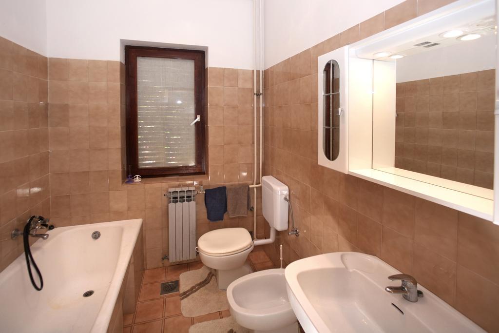 Apartments Mladenka ポレッチ エクステリア 写真